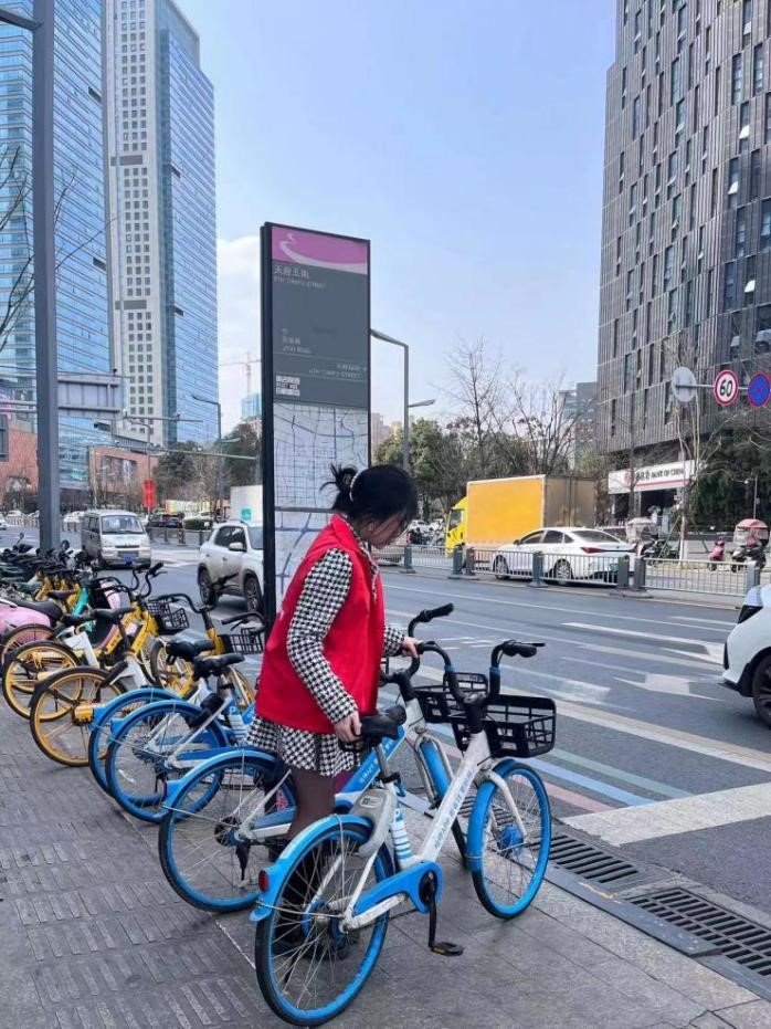 做到务实稳健